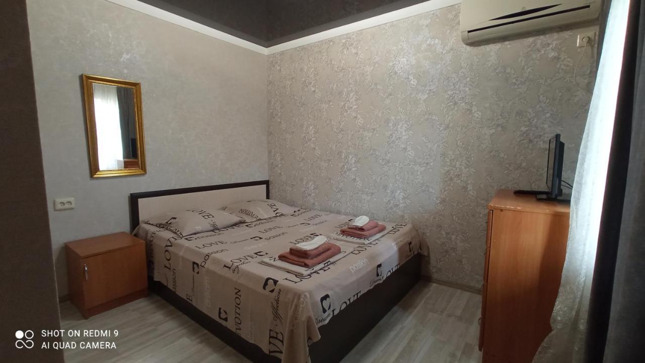 Hôtel Samira à Gagra Extérieur photo